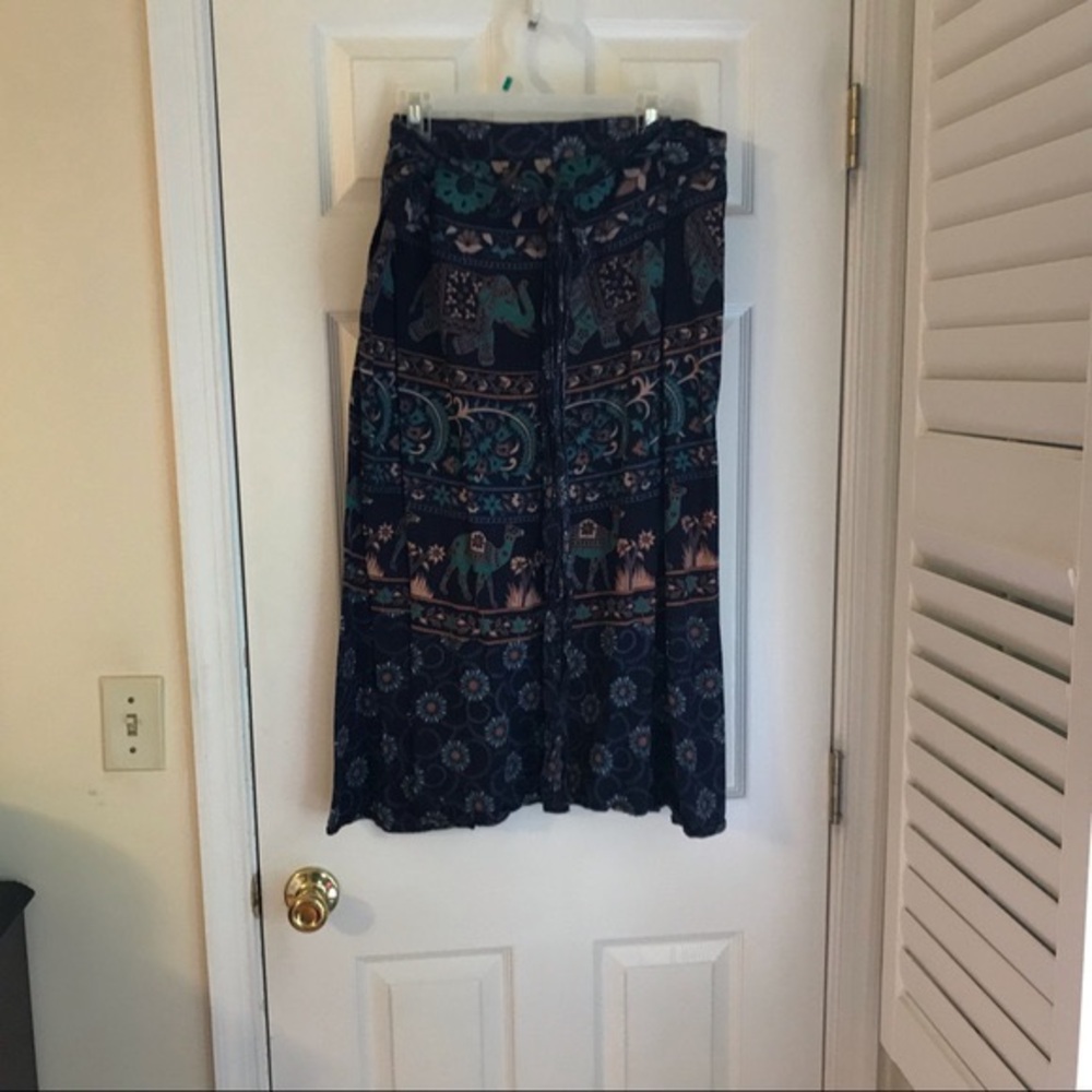 Darn Good Yarn wrap skirt, size Plus XL 8-20